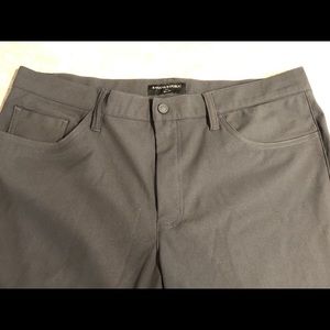 Banana republic slim fit 34x32 dress pants